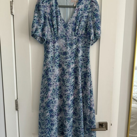 BCBGeneration Puff Sleeve Midi Dress - Picture 2 of 4